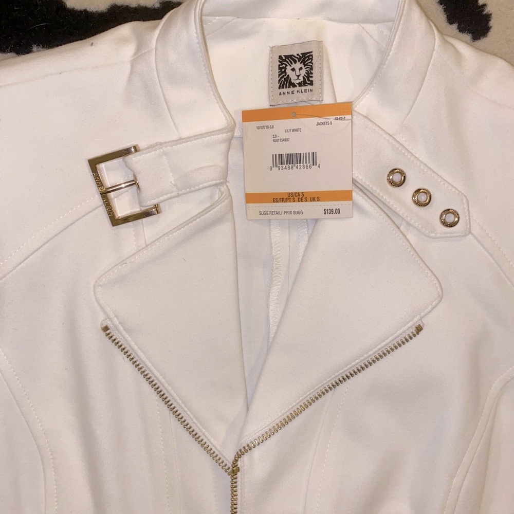 Women’s Blazer